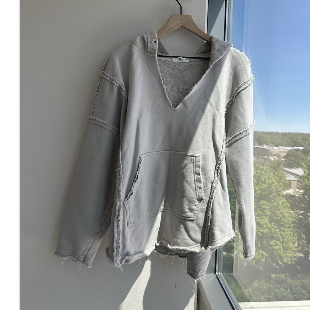Natural Life Women's L/XL Gray Pullover Knit Hoodie Long Sleeve Pockets